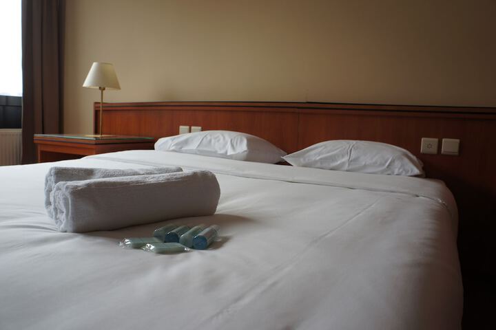 Room 4 of 23