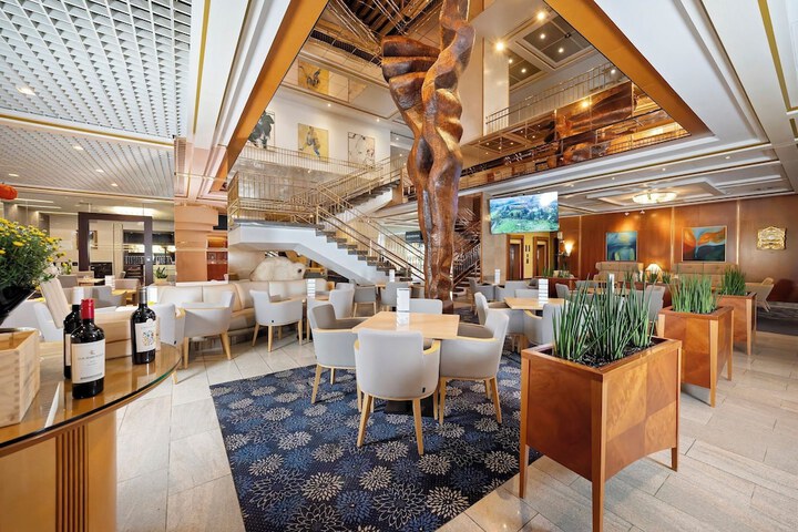 Lobby Photos
