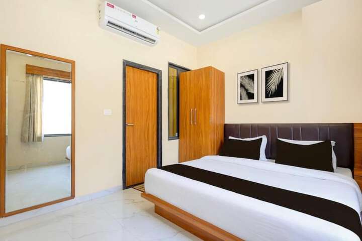 Room 6 of 26