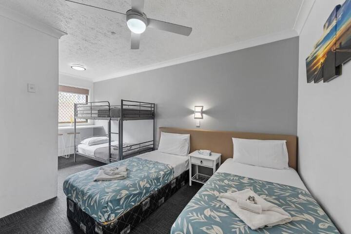 Room 5 of 22