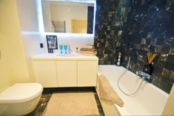 Room 3 of 26