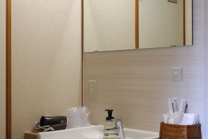Room 19 of 44