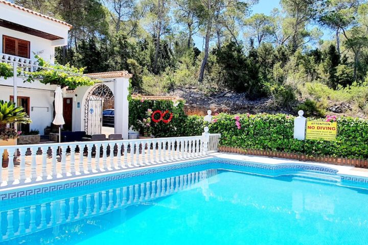 Granada Apartments Ibiza in Sant Joan de Labritja