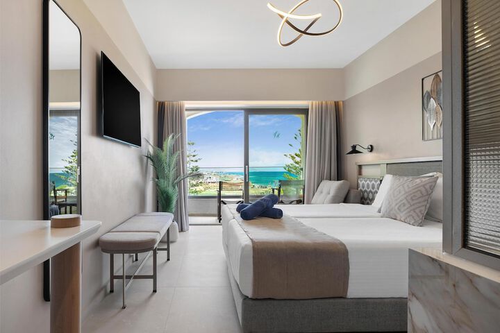 Room 34 of 190
