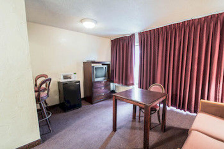 Room 19 of 51