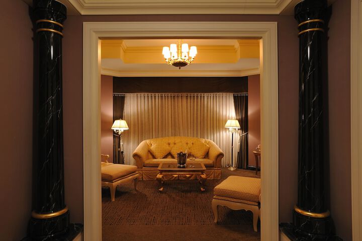 Room 16 of 128