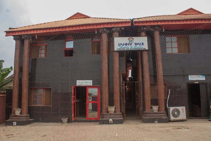 Janny Paul Hotel & Suites