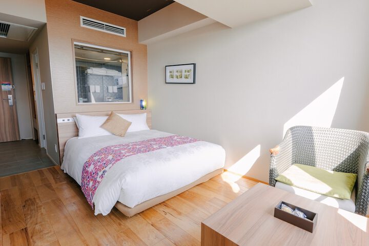 Room 40 of 299