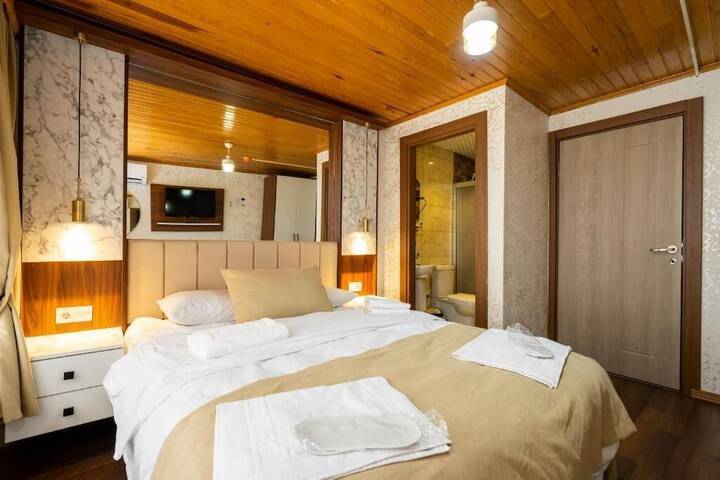 Room 14 of 55