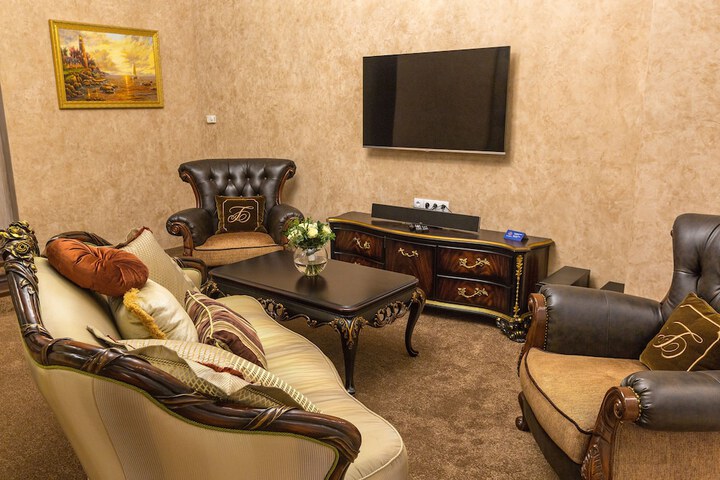 Room 18 of 42