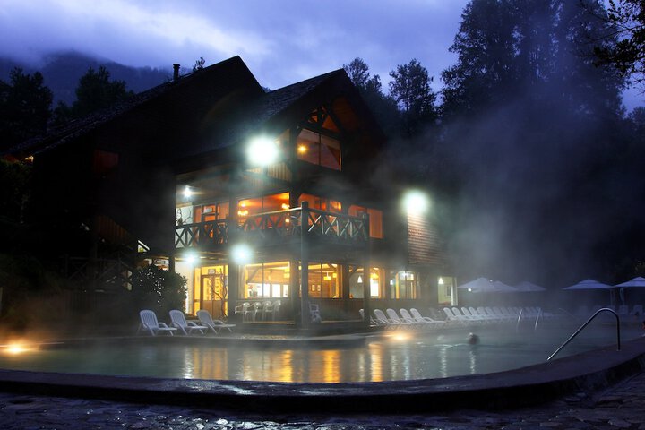 Hotel with Pool