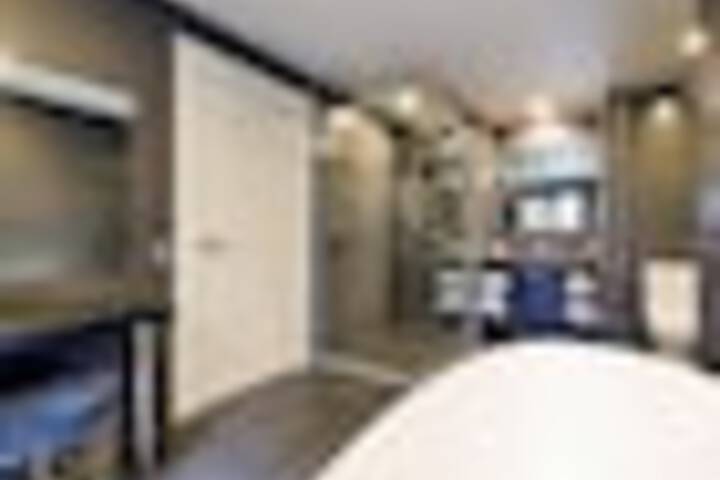 Room 65 of 156
