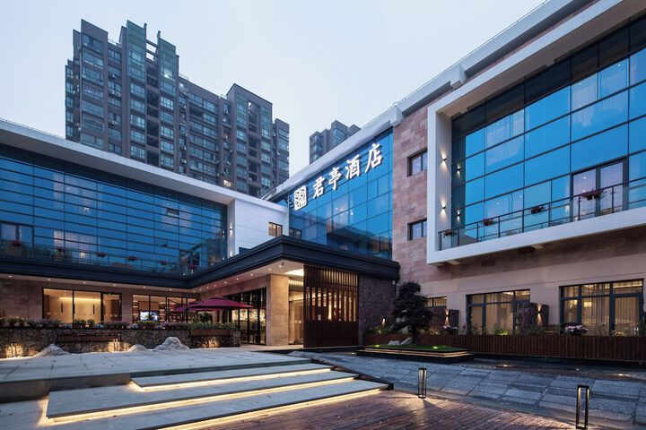 Hotel 108 of 111