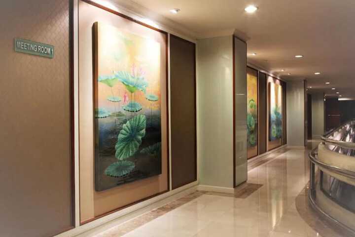 Ballroom/Hall 42 of 49