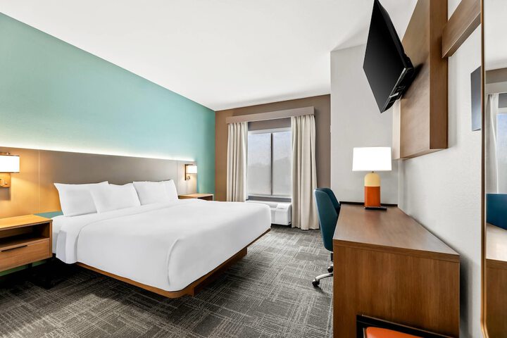 Room 18 of 45