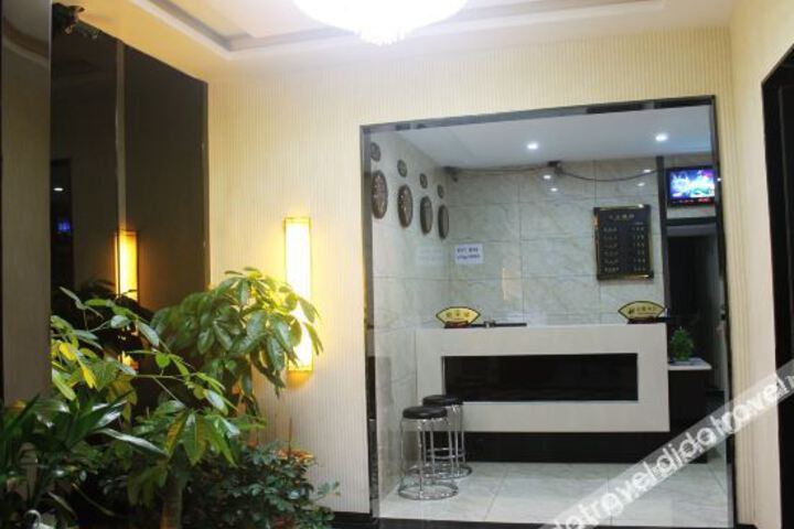 Hotel Interior 6 of 15