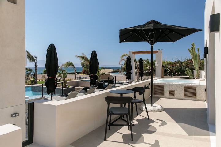 Terrace/Patio 49 of 136