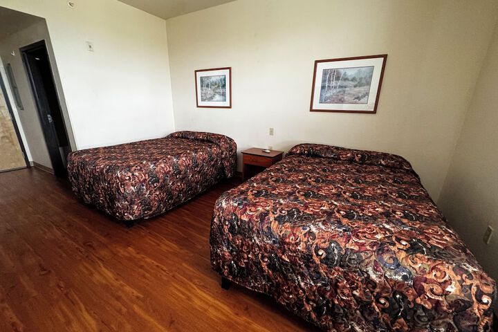Room 11 of 29