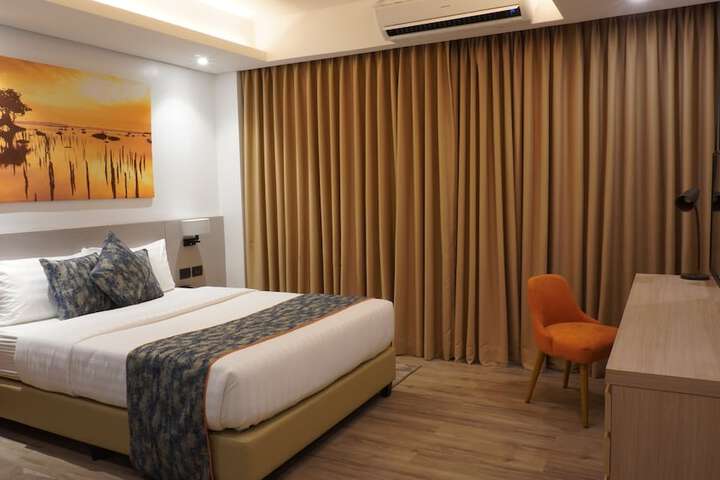 Room 7 of 26
