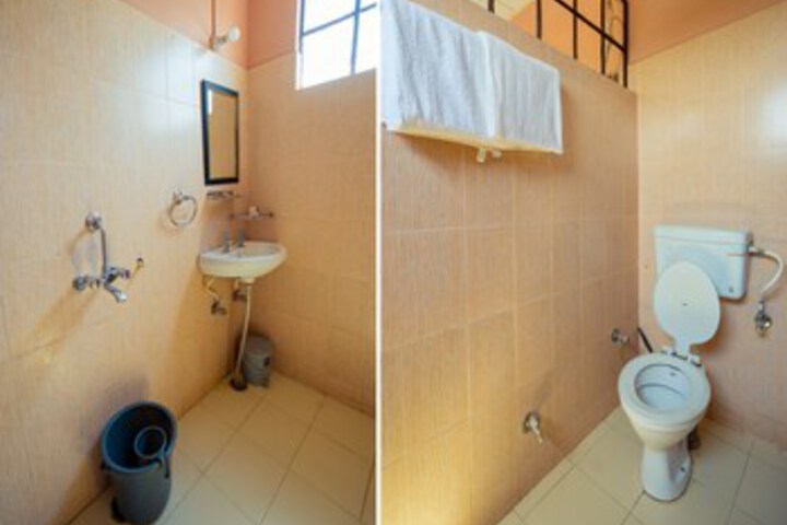 Room 2 of 25