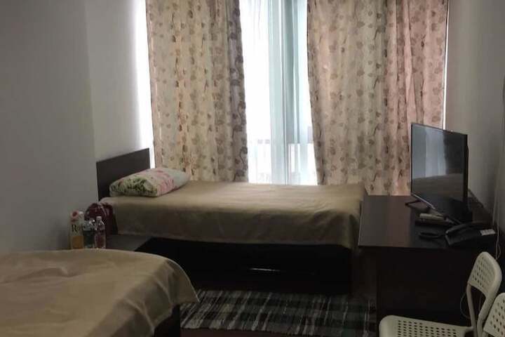 Room 14 of 26