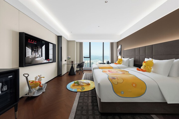 Room 14 of 82