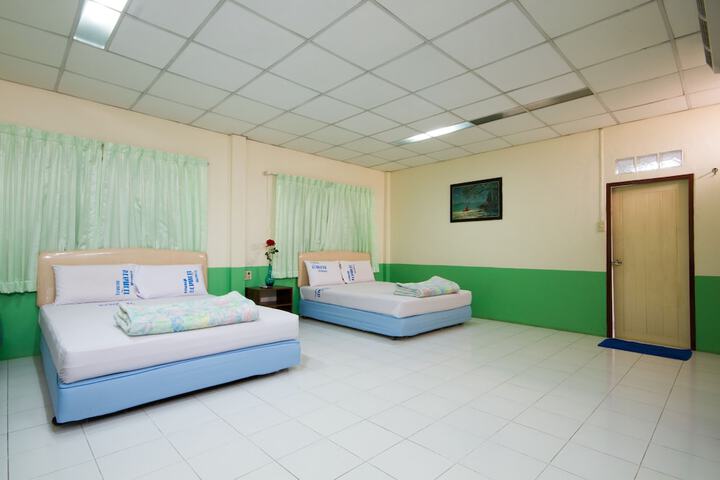 Room 7 of 43