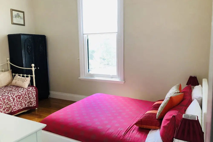 Room 3 of 12