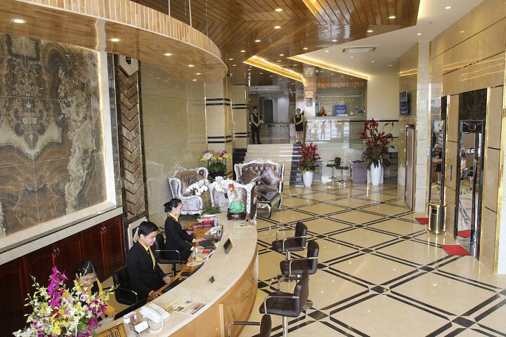 Guest Lobby