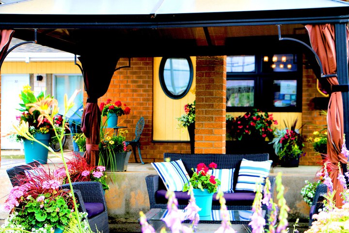 Terrace/Patio 54 of 54