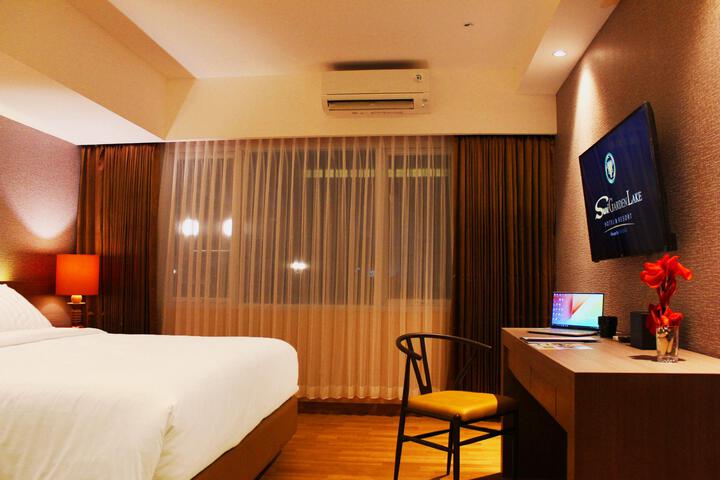 Room 44 of 50