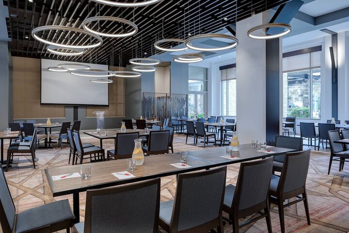 Meeting facility