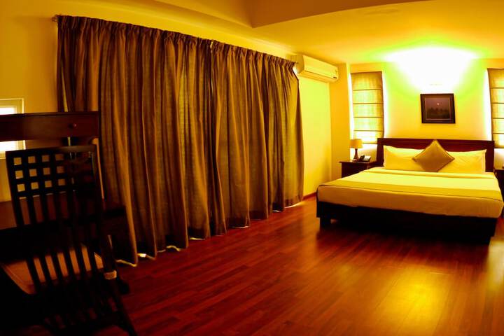 Room 8 of 61