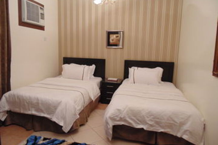 Room 5 of 31