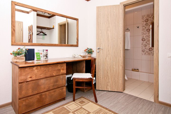 Room 16 of 85