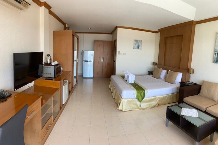 Room 45 of 84