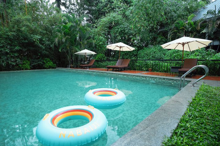 Pool 45 of 76