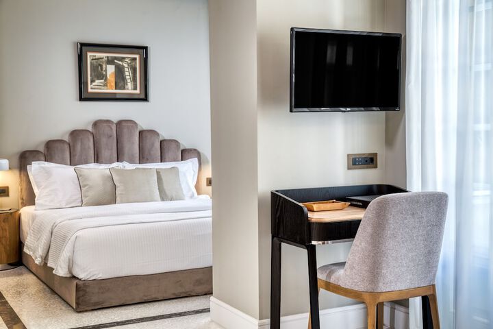 Room 21 of 62