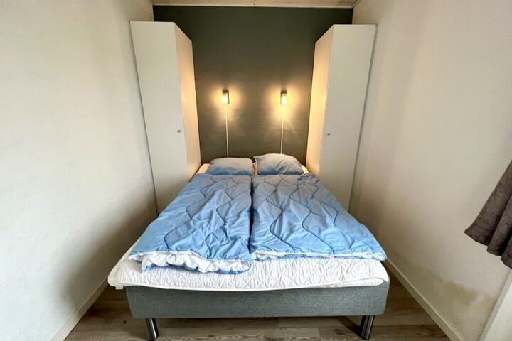 Room 3 of 41