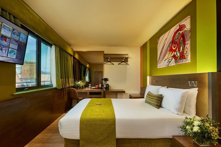 Room 21 of 55