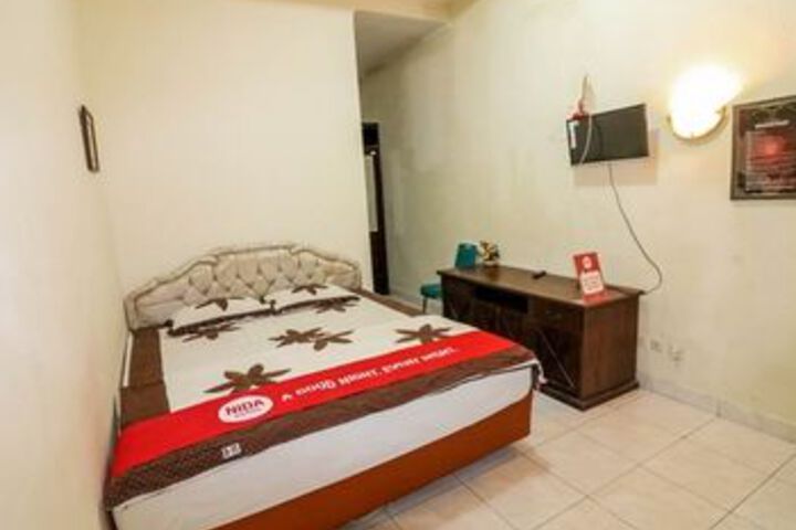 Room 54 of 79