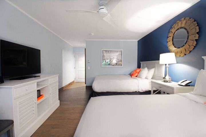 Room 9 of 90