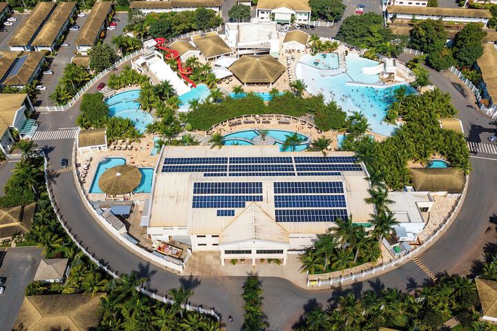 Hotel with Pool