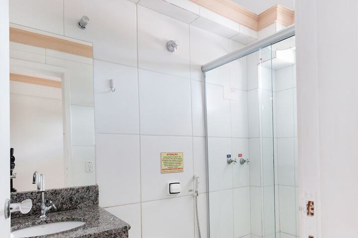 Room 15 of 35