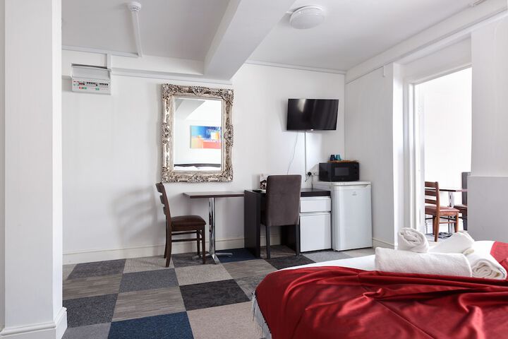 Room 40 of 113