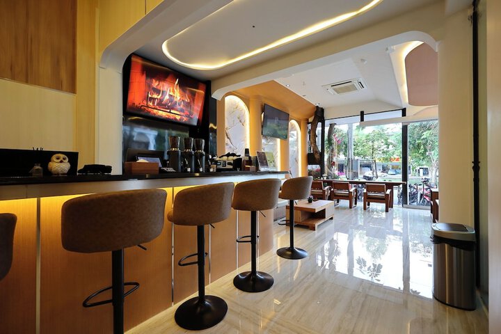 Hotel Interior 2 of 86