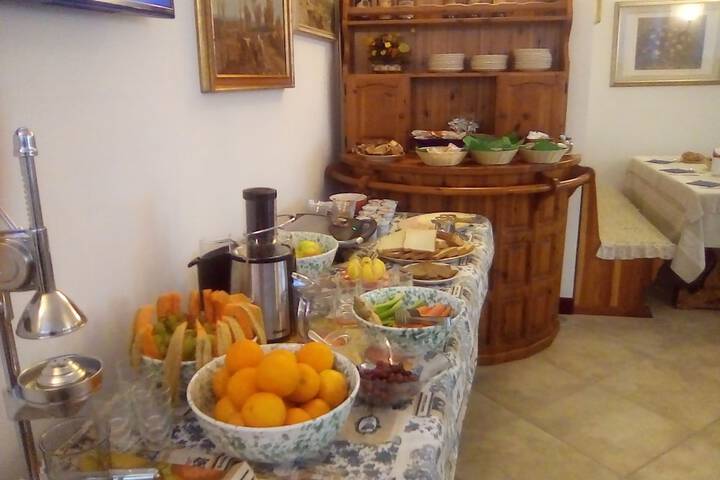 Breakfast/Coffee Service 15 of 37