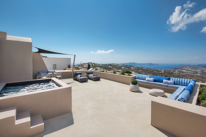Terrace/Patio 43 of 75