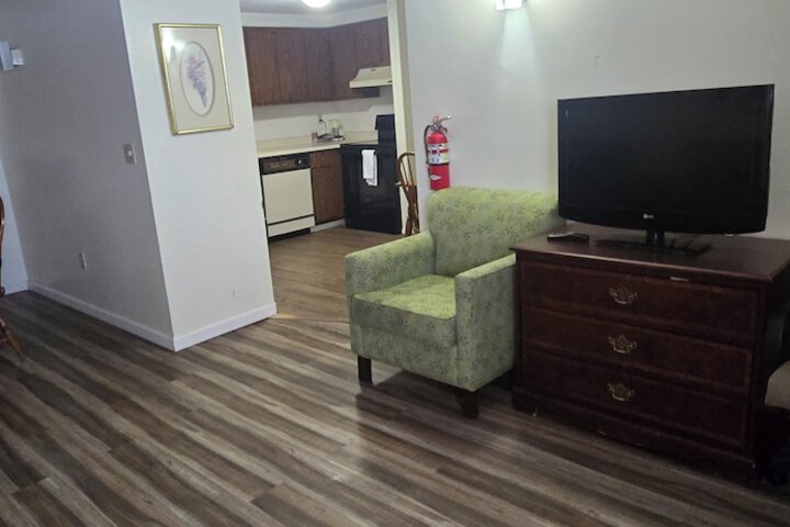 Suite King Size Bed (4 of 7)
