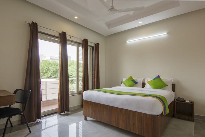 Treebo Grand Vista - 63A
